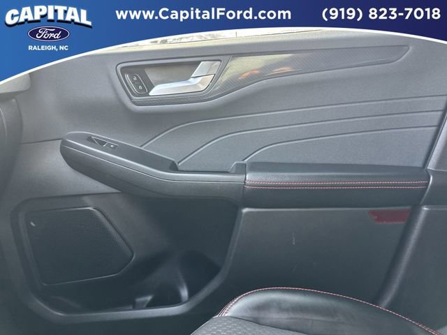 Certified 2023 Ford Escape ST-Line w/ Tech Pack #1 image 27