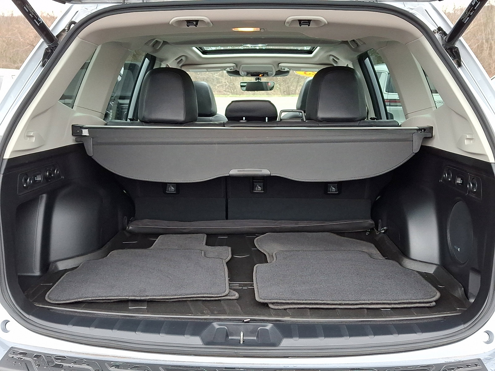 Used 2023 Subaru Forester Limited w/ Popular Package #2 AWD/4WD image 30