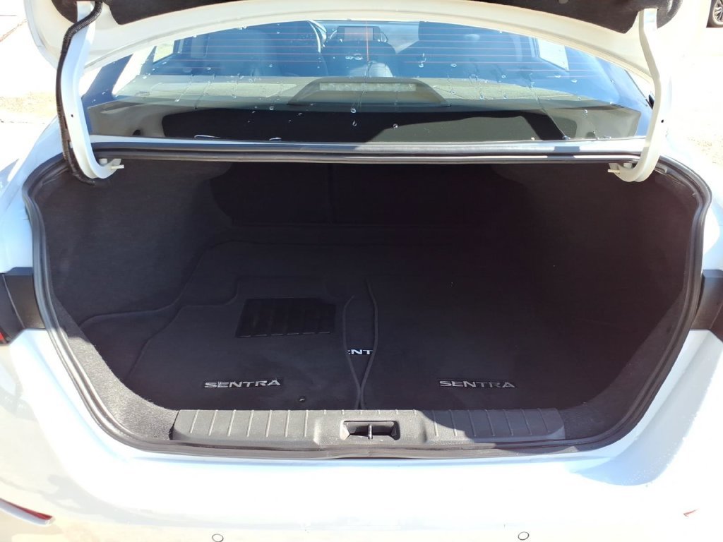 Used 2024 Nissan Sentra S FWD image 12