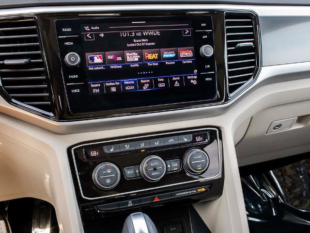 Used 2022 Volkswagen Atlas SEL R-Line image 21