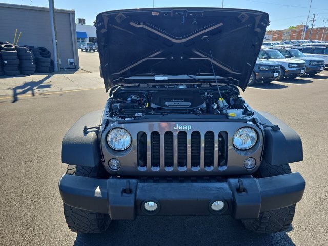 Used 2017 Jeep Wrangler Unlimited Sport w/ Quick Order Package 24S AWD/4WD image 24