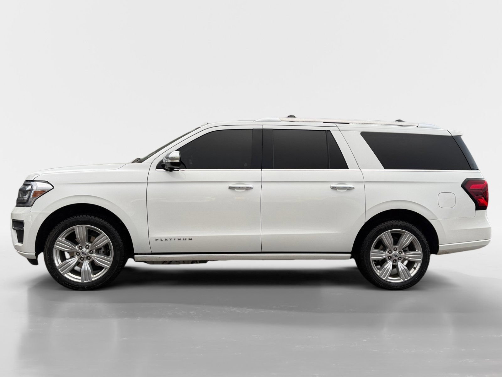 Certified 2023 Ford Expedition Max Platinum AWD/4WD image 2