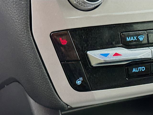 Certified 2022 Ford Explorer XLT w/ Equipment Group 202A image 27