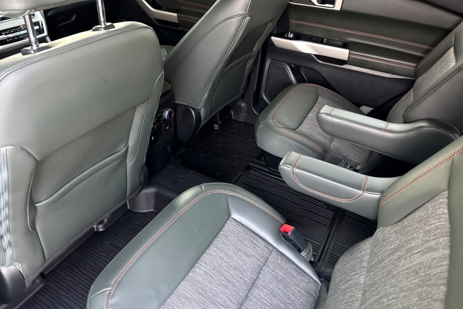 Certified 2022 Ford Explorer Timberline AWD/4WD image 4