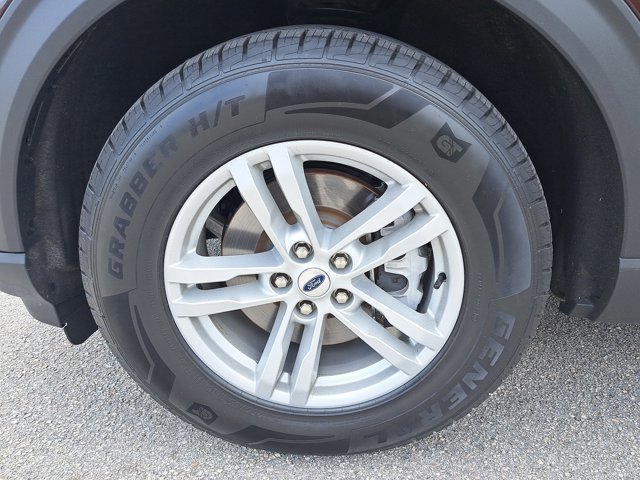 Certified 2022 Ford Explorer XLT image 9