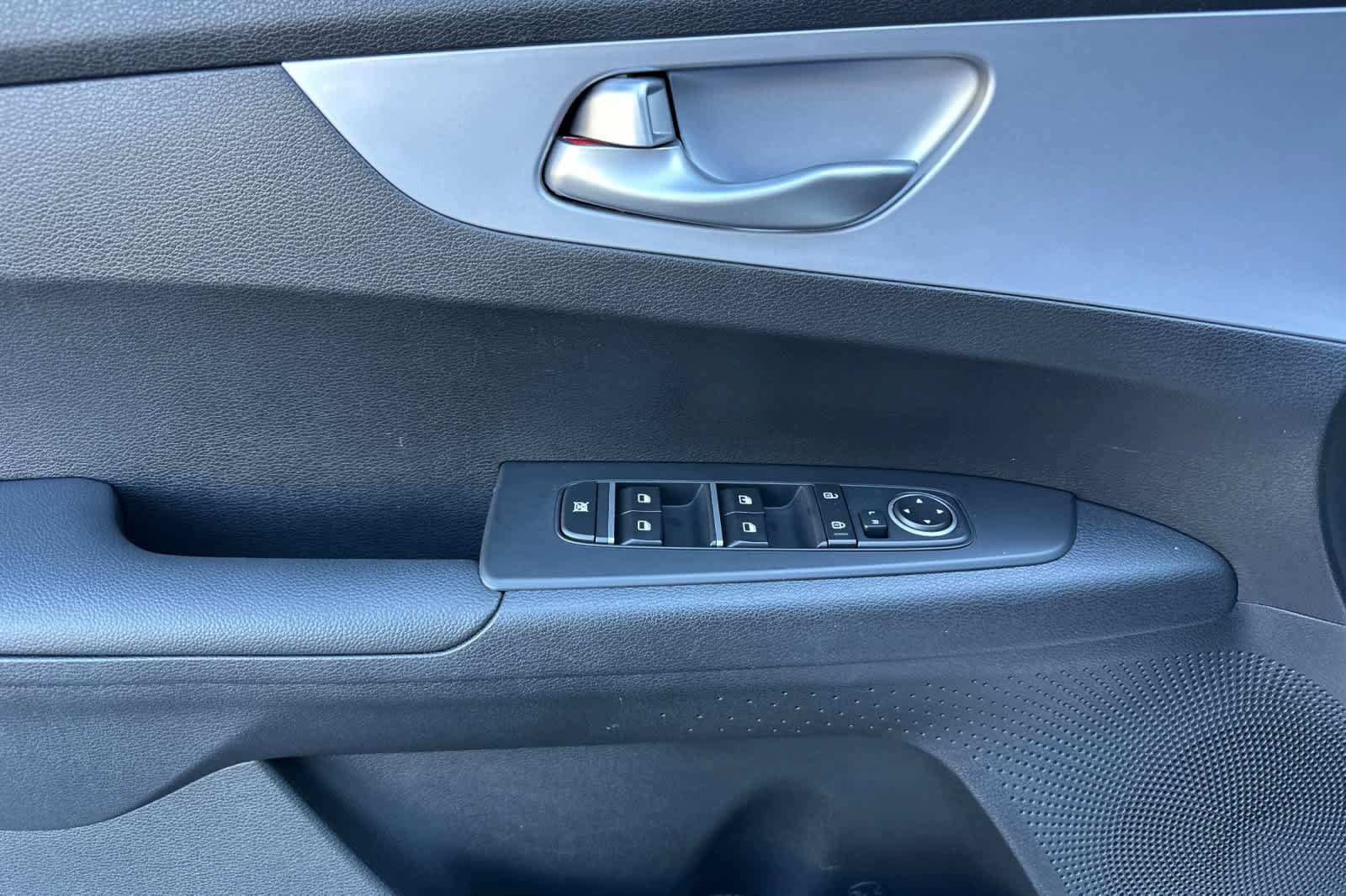 Used 2024 Kia Forte LX FWD image 12
