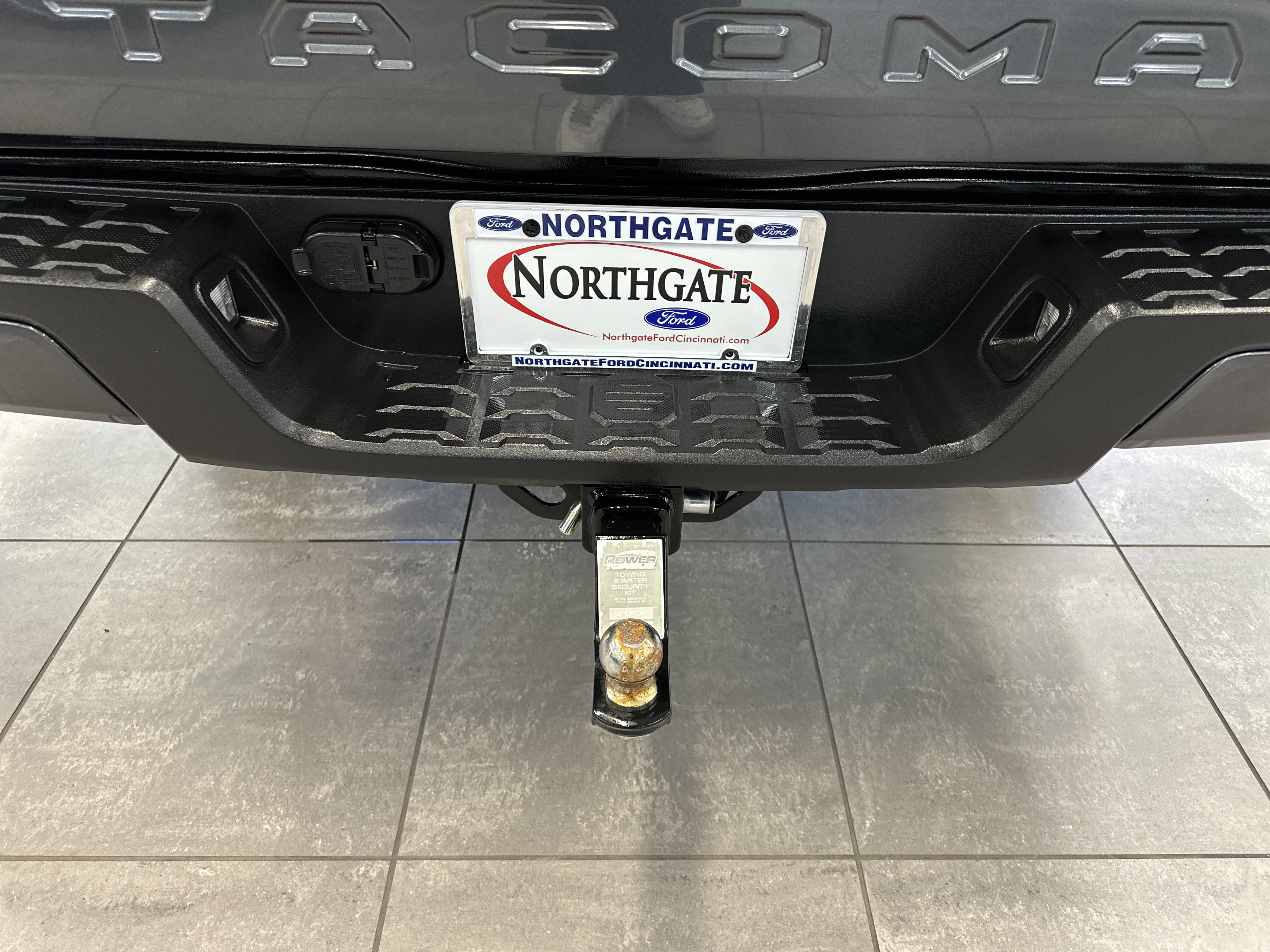 Used 2023 Toyota Tacoma SR image 17