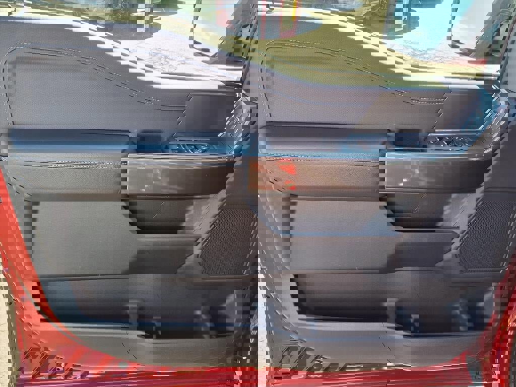 Certified 2022 Ford F150 XLT w/ Equipment Group 302A High image 14