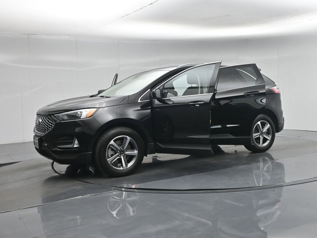 Certified 2024 Ford Edge SEL w/ Convenience Package AWD/4WD image 6