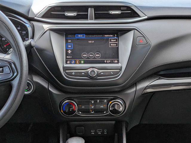 Used 2022 Chevrolet TrailBlazer LT FWD image 22