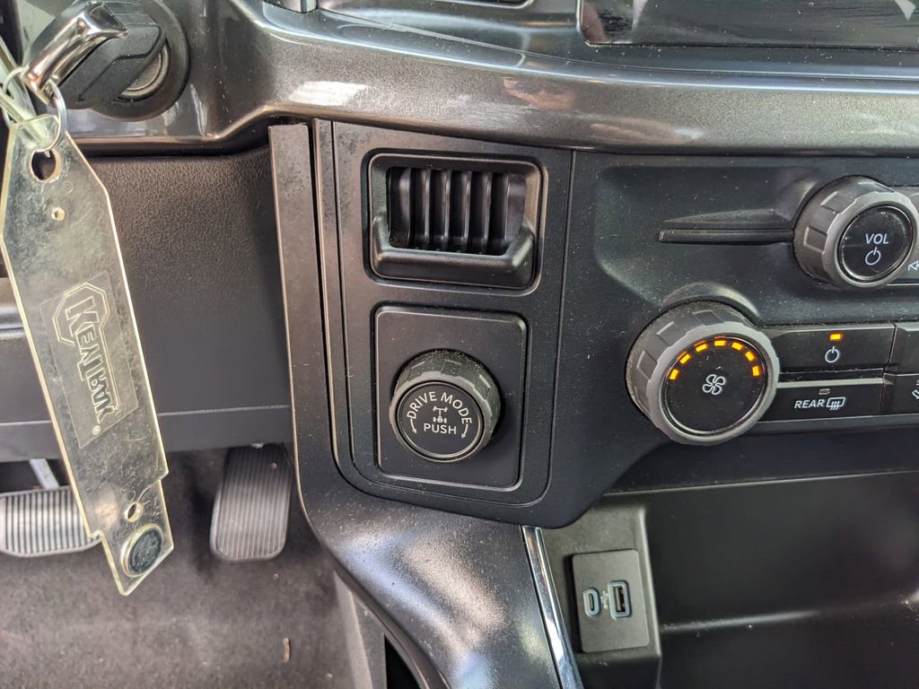 Certified 2024 Ford F150 STX image 25