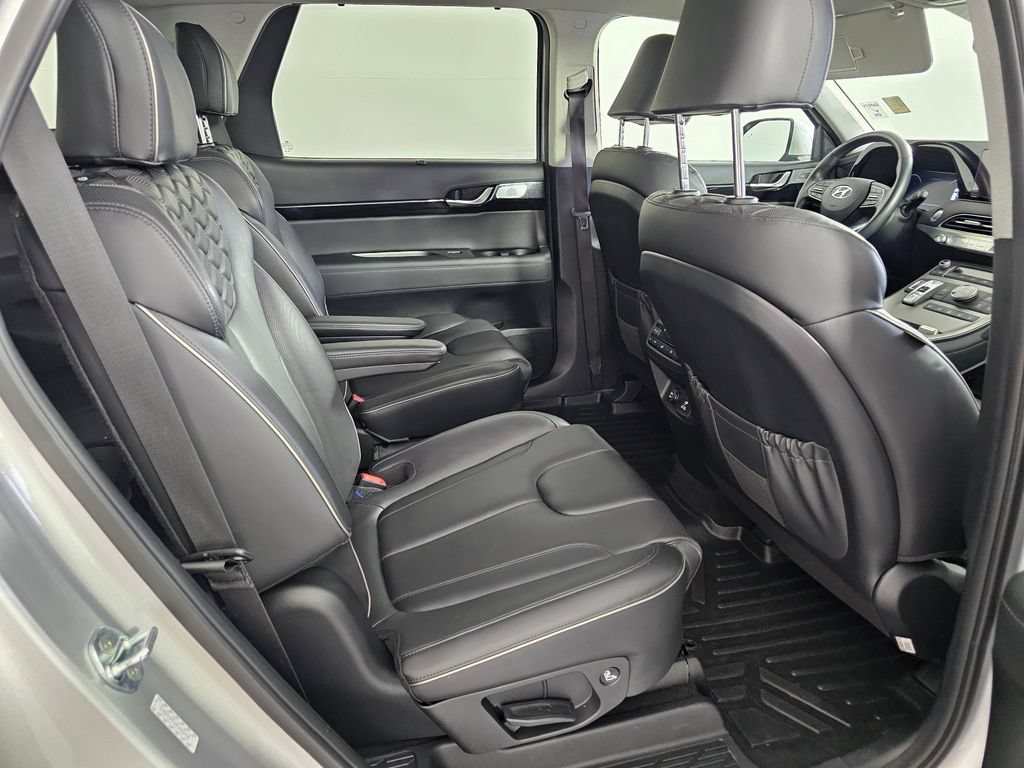 Used 2022 Hyundai Palisade Limited AWD/4WD image 17