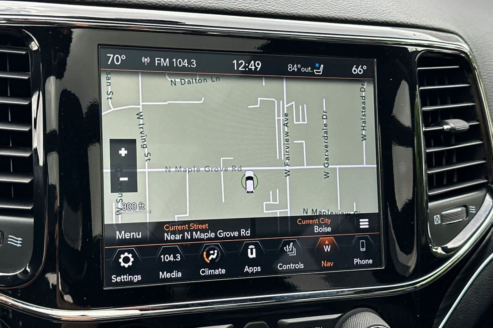 Used 2019 Jeep Grand Cherokee Limited w/ Luxury Group II AWD/4WD image 19