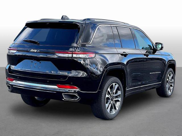 Used 2023 Jeep Grand Cherokee Overland w/ Luxury Tech Group IV AWD/4WD image 7