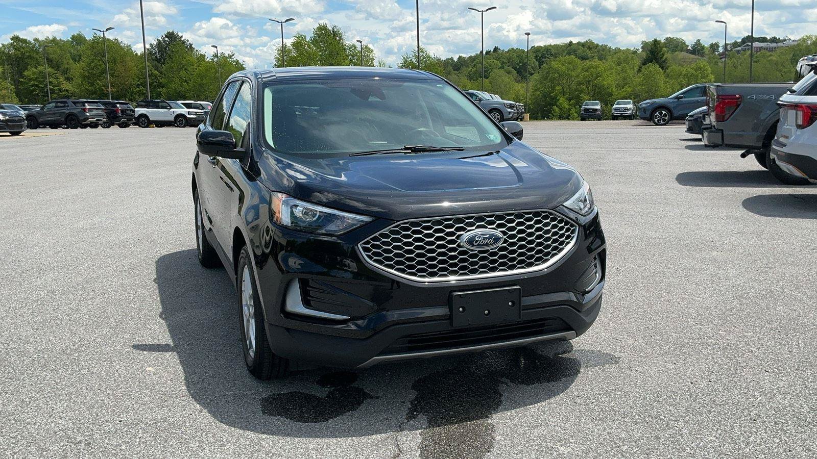 Certified 2023 Ford Edge SEL AWD/4WD image 3