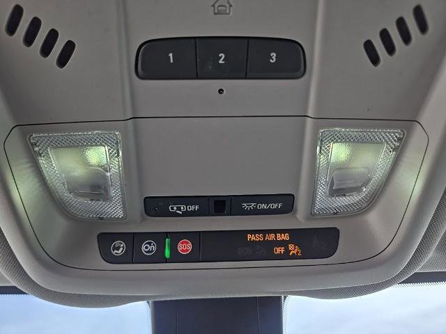 Used 2024 Chevrolet Equinox Premier image 36