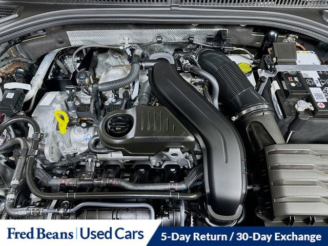 Used 2025 Volkswagen Jetta SE image 30