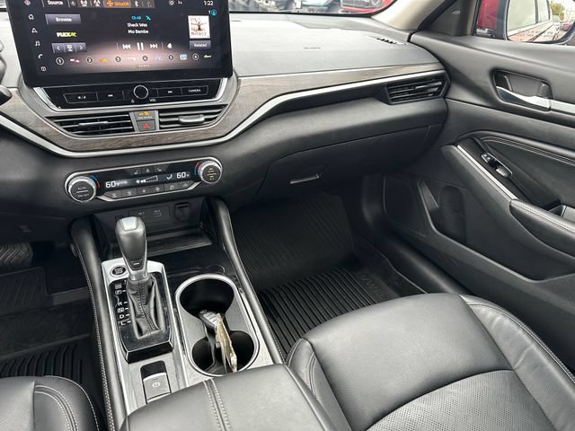 Used 2023 Nissan Altima 2.5 SL AWD/4WD image 13