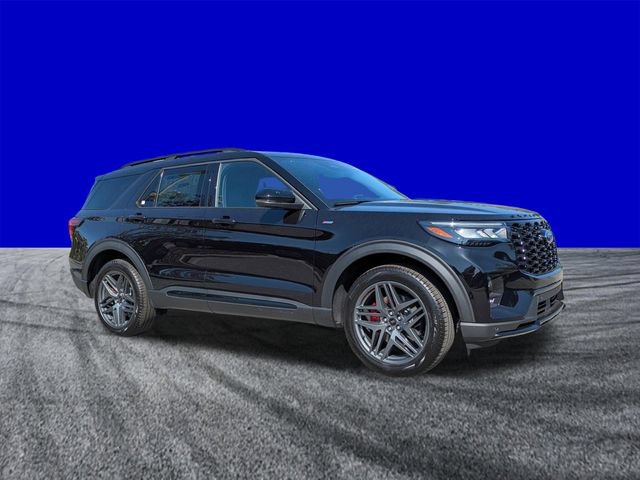 Certified 2026 Ford Explorer ST-Line w/ ST-Line Street Pack AWD/4WD image 2