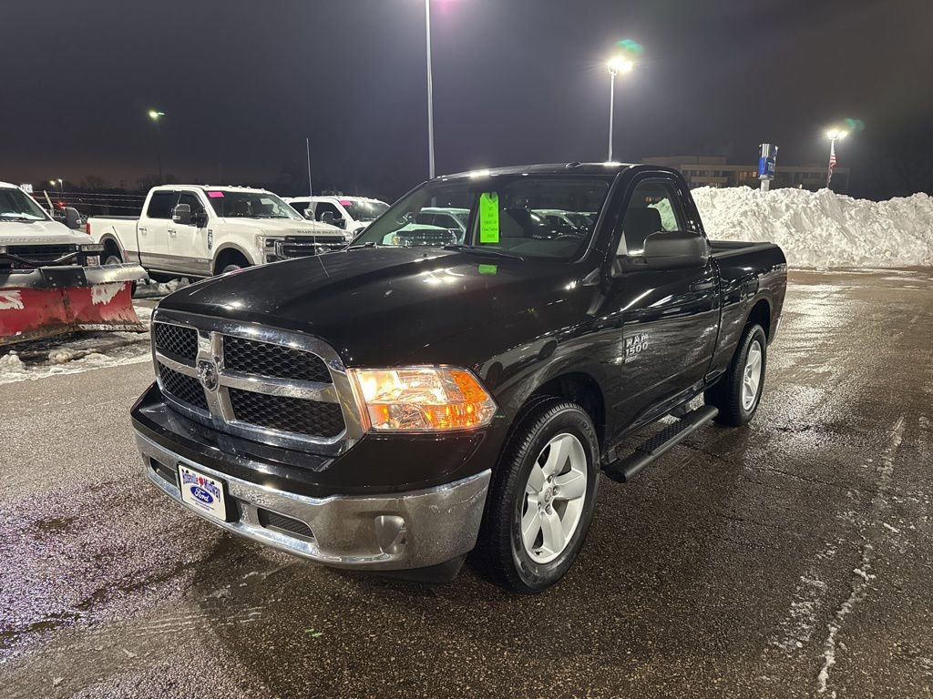 Used 2022 RAM 1500 Tradesman w/ Tradesman SXT Package image 3