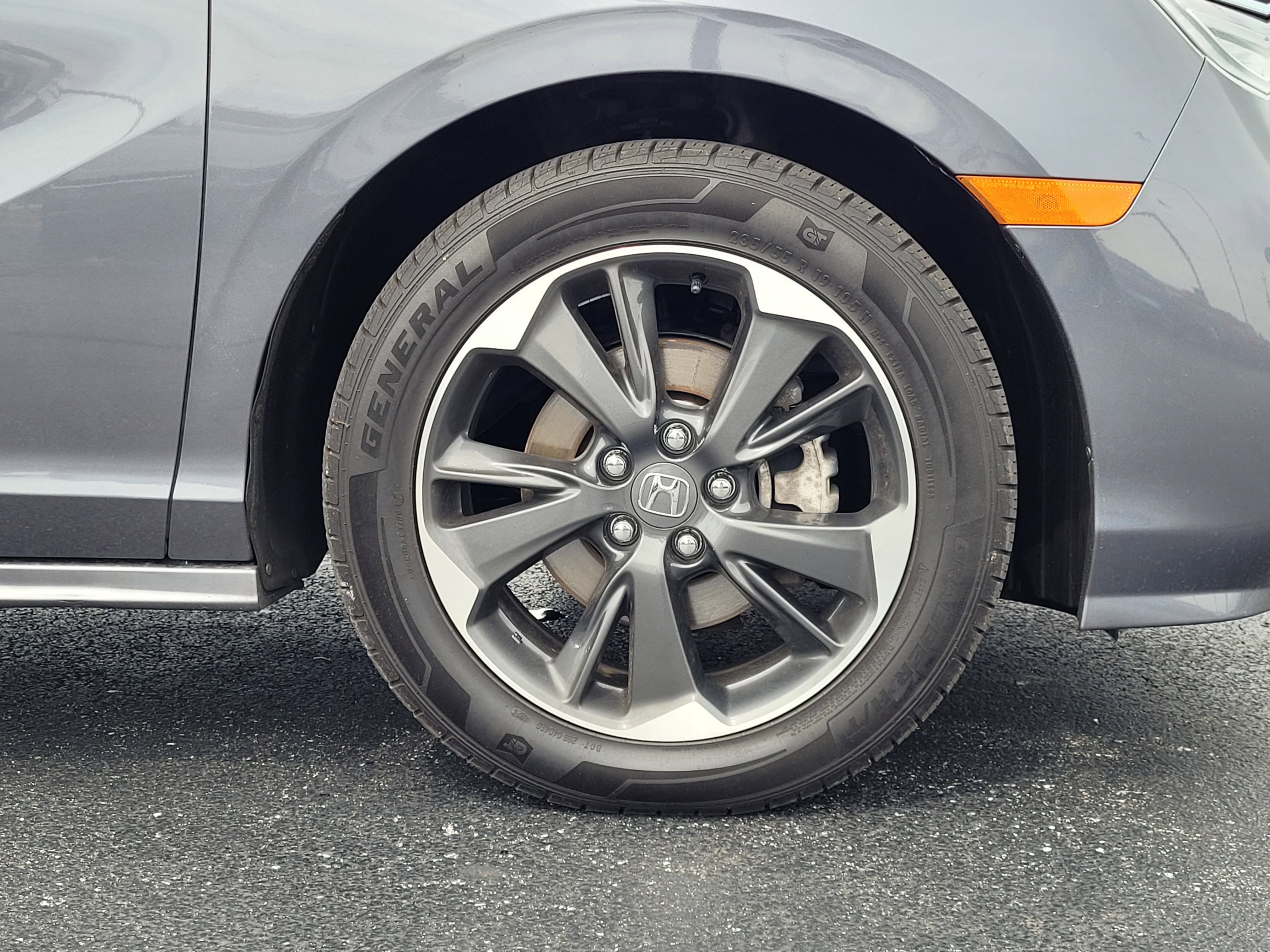 Used 2024 Honda Odyssey Elite image 11