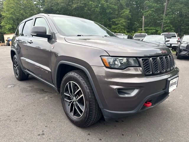 Used 2017 Jeep Grand Cherokee Trailhawk AWD/4WD image 7