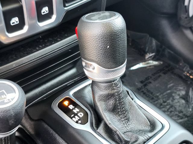 Used 2020 Jeep Wrangler Sport AWD/4WD image 22