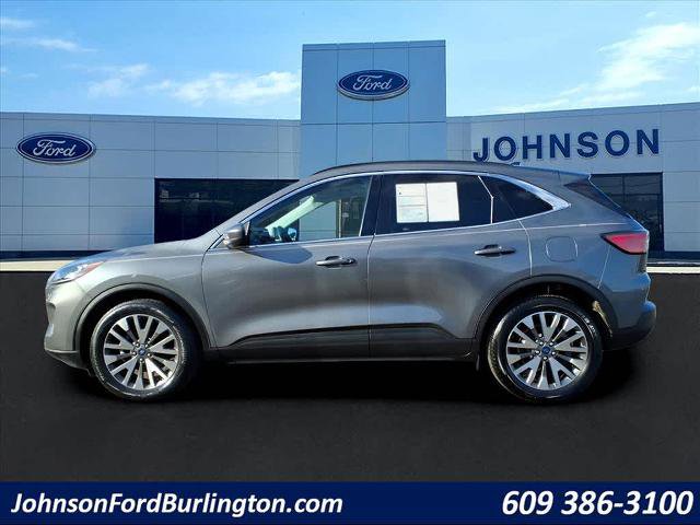 Certified 2022 Ford Escape Titanium w/ Class II Trailer Tow Package image 4