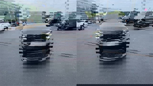 Used 2024 Dodge Durango GT image 10