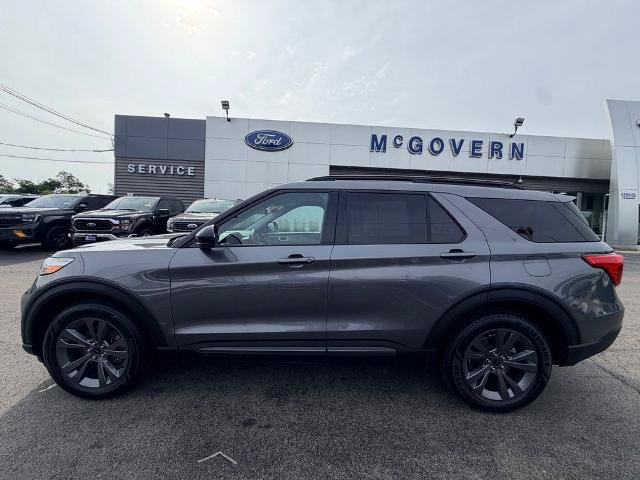 Certified 2024 Ford Explorer XLT w/ Equipment Group 202A AWD/4WD image 4