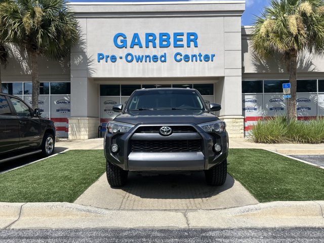 Used 2018 Toyota 4Runner SR5 RWD image 12