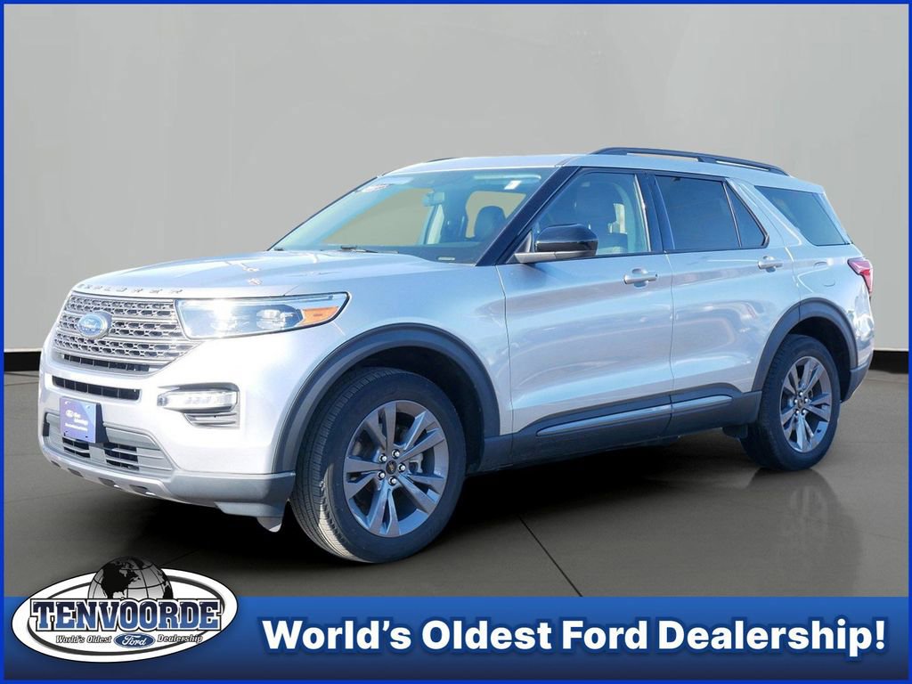 Certified 2022 Ford Explorer XLT w/ Equipment Group 202A