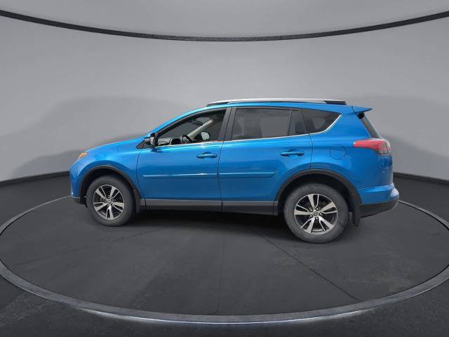 Used 2017 Toyota RAV4 XLE w/ Plus Extra Value Package AWD/4WD image 5