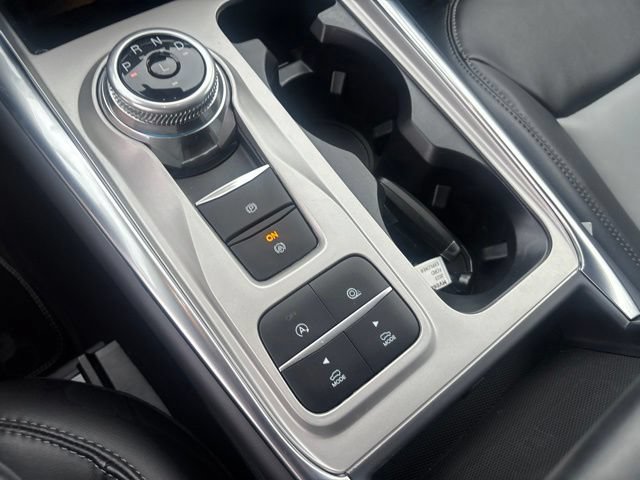Certified 2023 Ford Explorer XLT w/ Equipment Group 202A RWD image 17