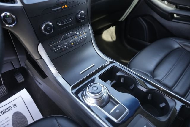 Certified 2020 Ford Edge SEL image 27