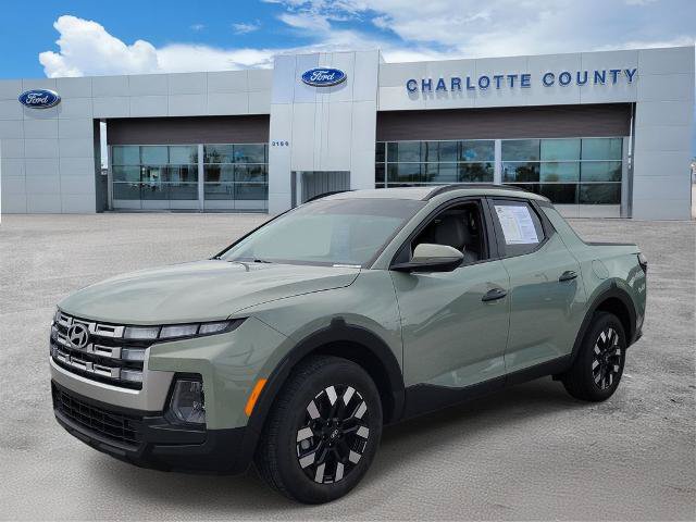 Used 2025 Hyundai Santa Cruz SEL FWD image 2