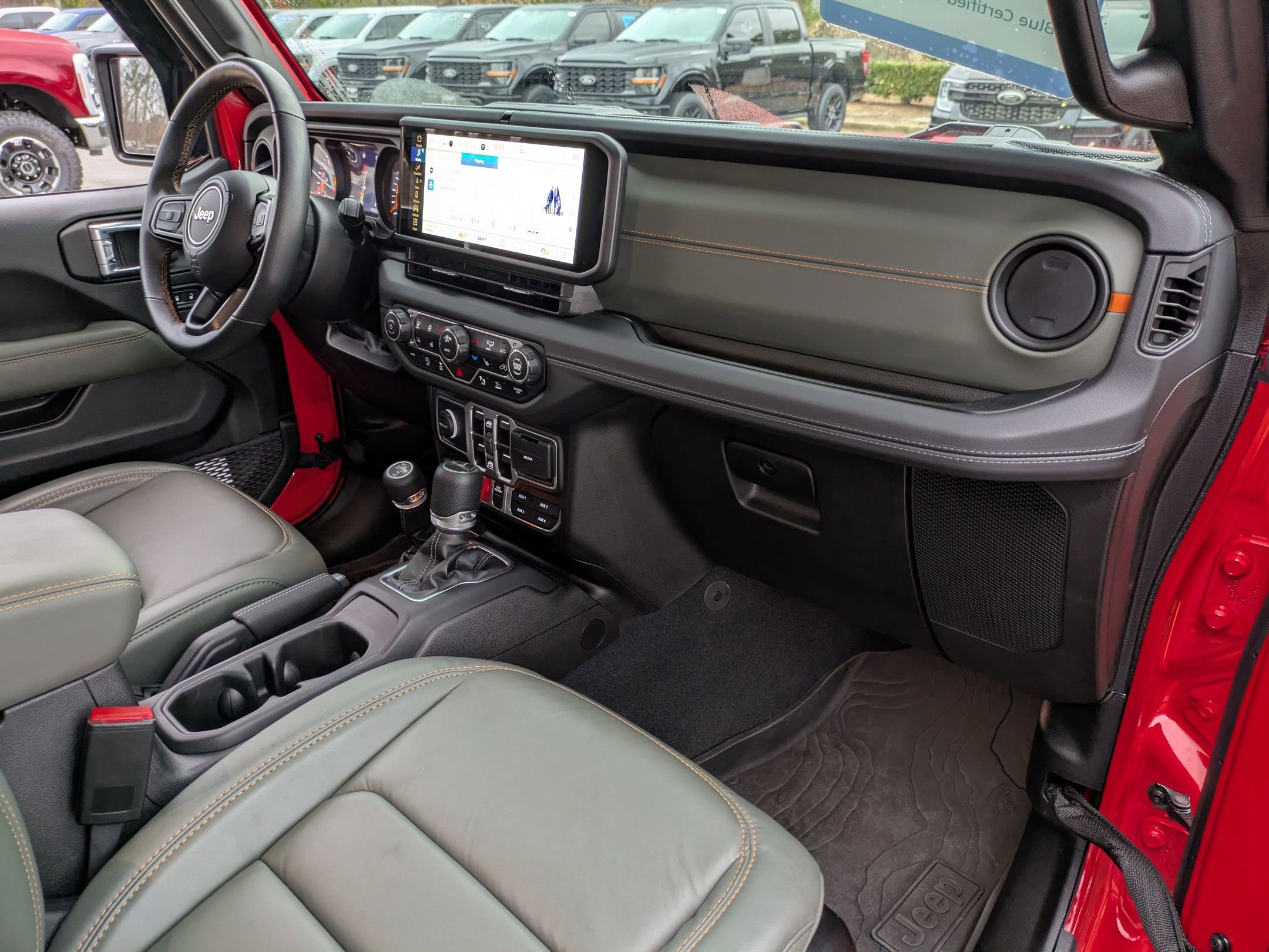 Used 2024 Jeep Gladiator Mojave image 42