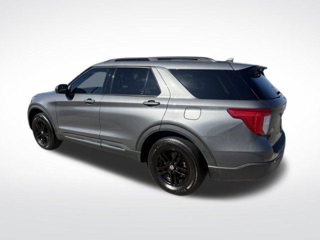 Certified 2022 Ford Explorer XLT AWD/4WD image 5