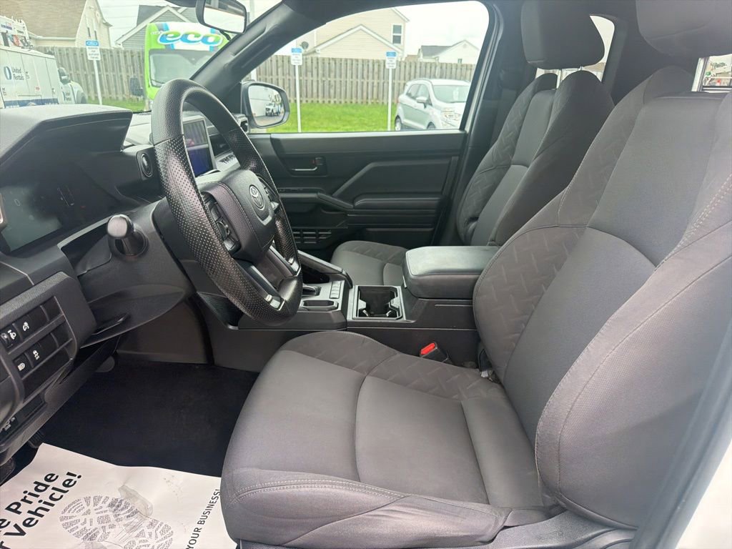 Used 2024 Toyota Tacoma SR RWD image 17