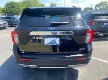 Certified 2024 Ford Explorer XLT w/ Equipment Group 202A AWD/4WD image 11