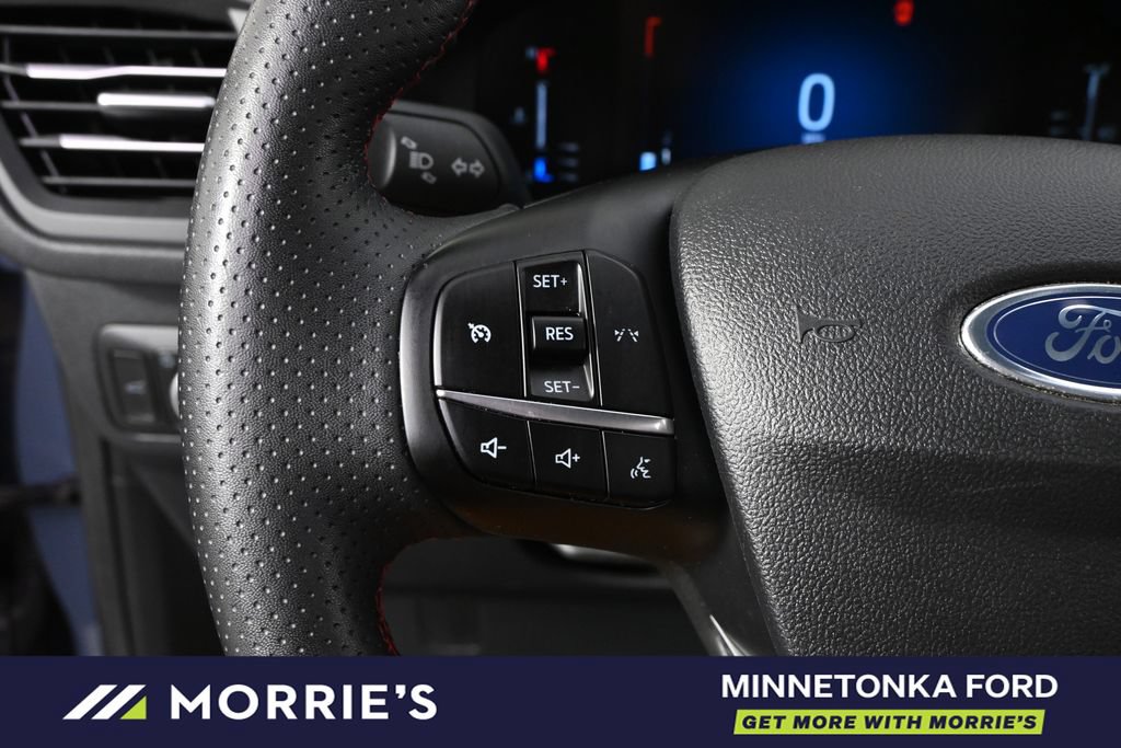 Certified 2024 Ford Escape ST-Line AWD/4WD image 32