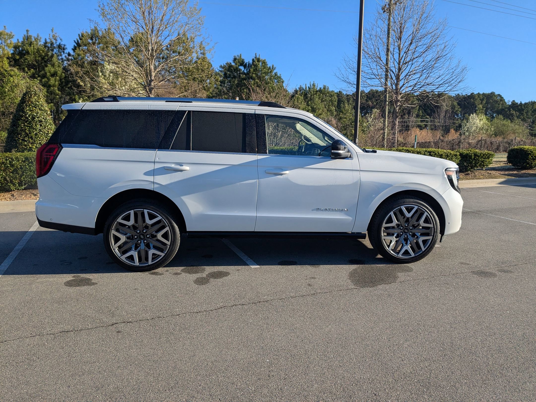 Certified 2025 Ford Expedition Platinum w/ Platinum Ultimate Package image 6