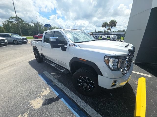 Used 2020 GMC Sierra 2500 Denali w/ Denali Ultimate Package AWD/4WD image 1