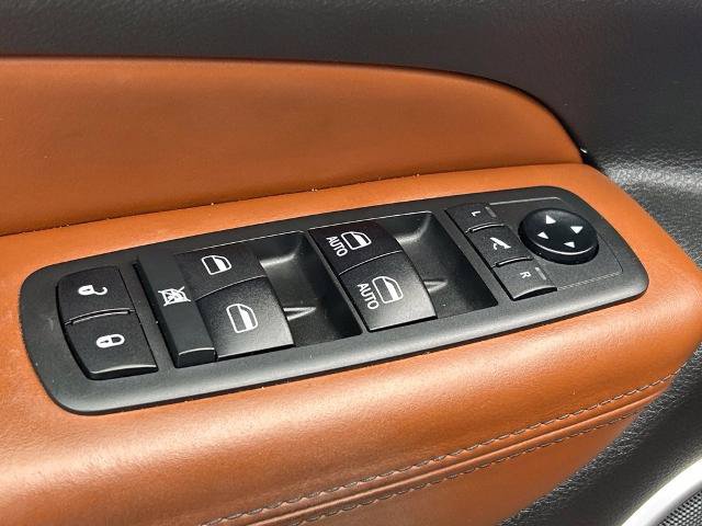 Used 2019 Jeep Grand Cherokee Summit AWD/4WD image 19