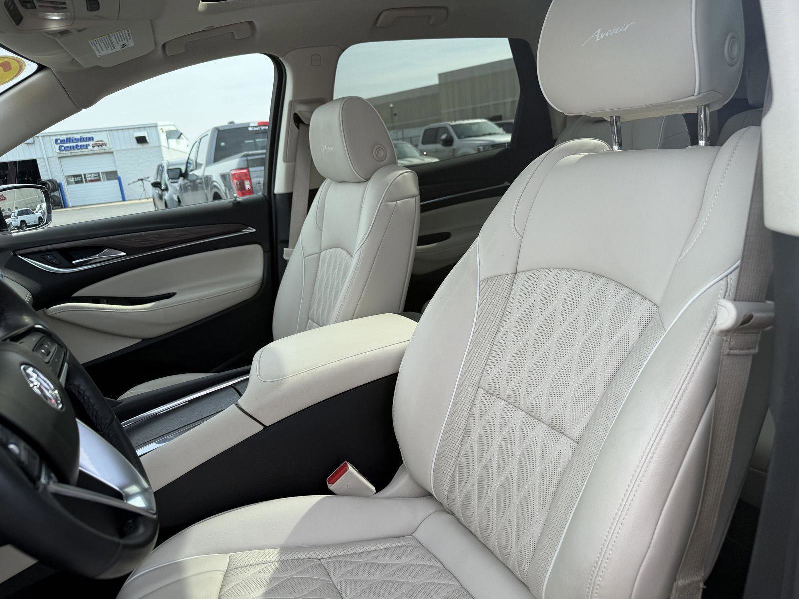 Used 2023 Buick Enclave Avenir w/ Trailering Package, 5000 lbs. image 9