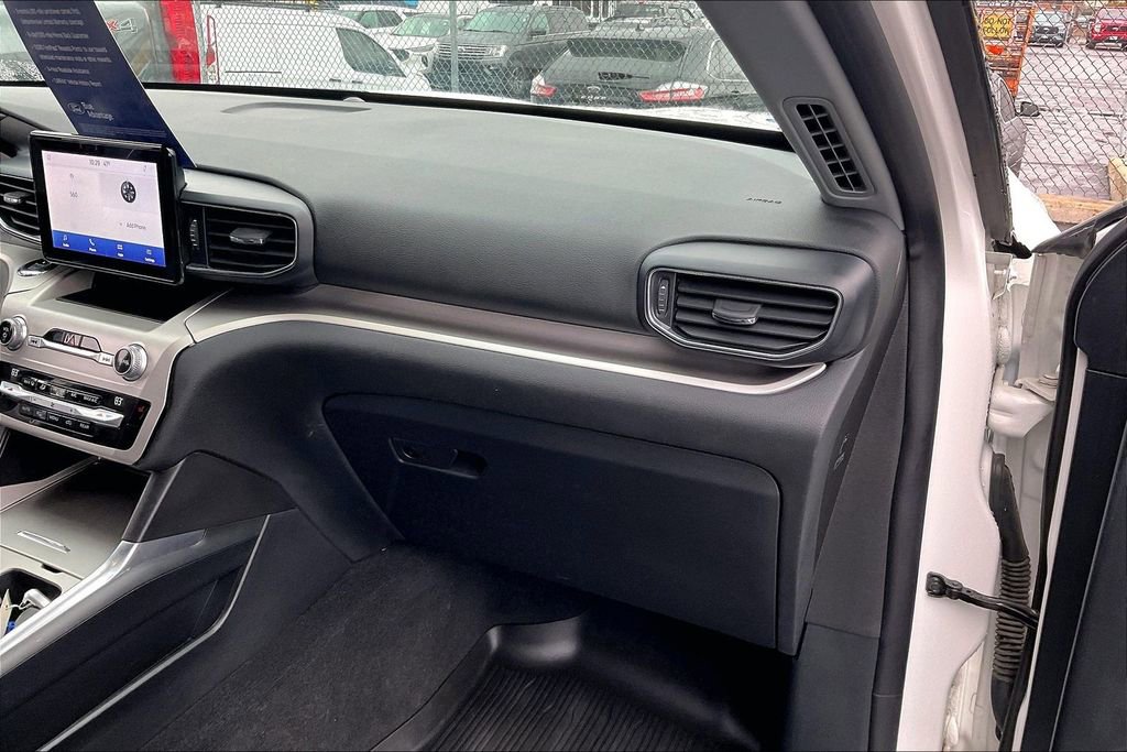 Certified 2020 Ford Explorer XLT w/ Equipment Group 202A image 14