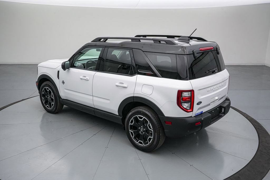 Certified 2025 Ford Bronco Sport Outer Banks w/ Outer Banks Tech Package+ image 3