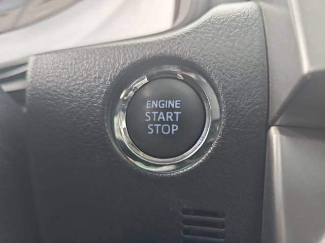 Used 2023 Toyota 4Runner SR5 Premium w/ Moonroof Package RWD image 31