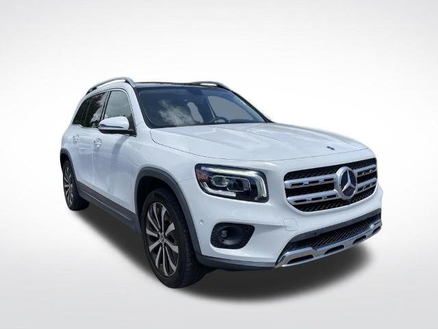 Used 2023 Mercedes-Benz GLB 250 image 2
