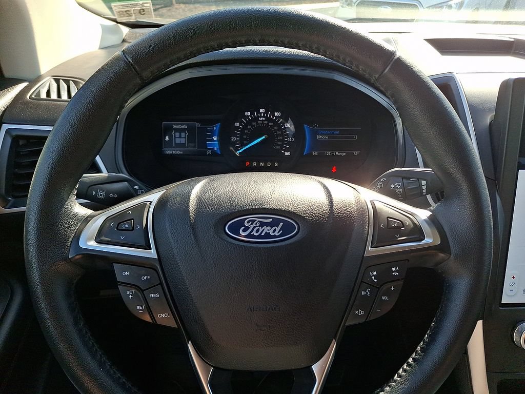 Certified 2024 Ford Edge SEL w/ Convenience Package AWD/4WD image 18